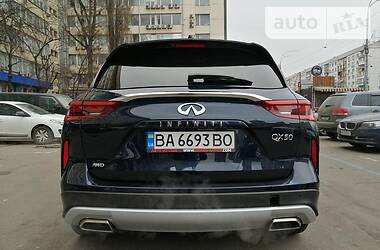 Позашляховик / Кросовер Infiniti QX50 2018 в 