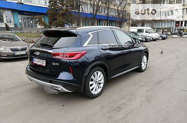 Позашляховик / Кросовер Infiniti QX50 2018 в 