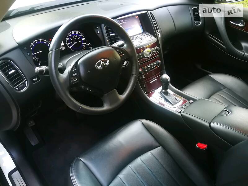 Позашляховик / Кросовер Infiniti QX50 2016 в Білій Церкві