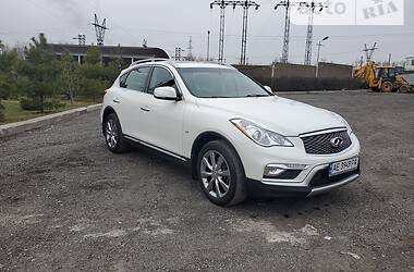 Позашляховик / Кросовер Infiniti QX50 2016 в Дніпрі