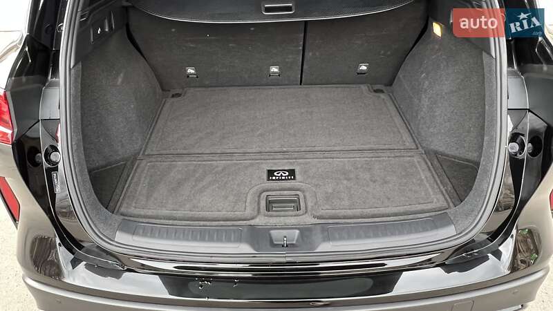 Внедорожник / Кроссовер Infiniti QX50 2020 в Новомосковске