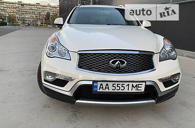 Позашляховик / Кросовер Infiniti QX50 2016 в Києві