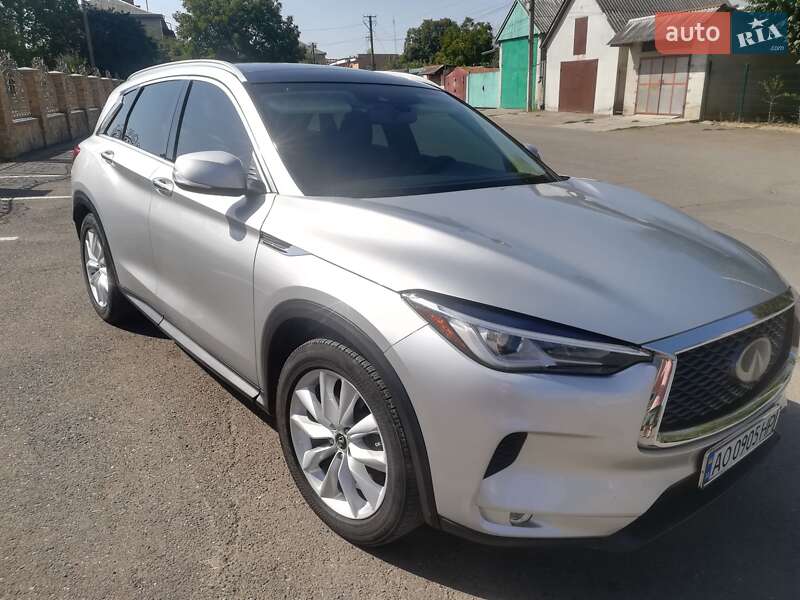 Внедорожник / Кроссовер Infiniti QX50 2018 в 