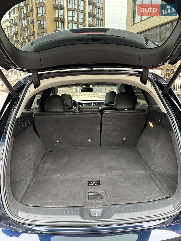 Внедорожник / Кроссовер Infiniti QX50 2018 в Киеве