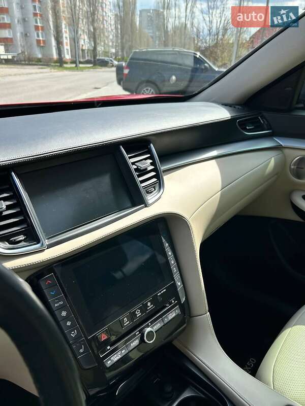 Внедорожник / Кроссовер Infiniti QX50 2018 в Кременчуге