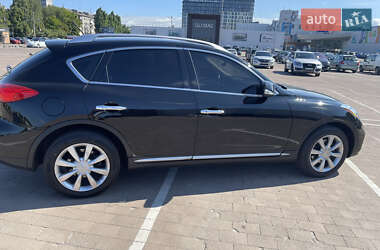 Позашляховик / Кросовер Infiniti QX50 2017 в Житомирі