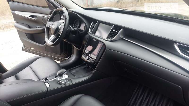 Внедорожник / Кроссовер Infiniti QX50 2019 в Змиеве фото 10 Внедорожник / Кроссовер Infiniti QX50 2019 в Змиеве