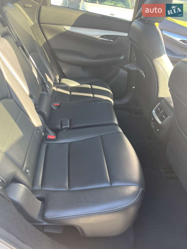 Внедорожник / Кроссовер Infiniti QX50 2018 в Киеве фото 5 Внедорожник / Кроссовер Infiniti QX50 2018 в Киеве