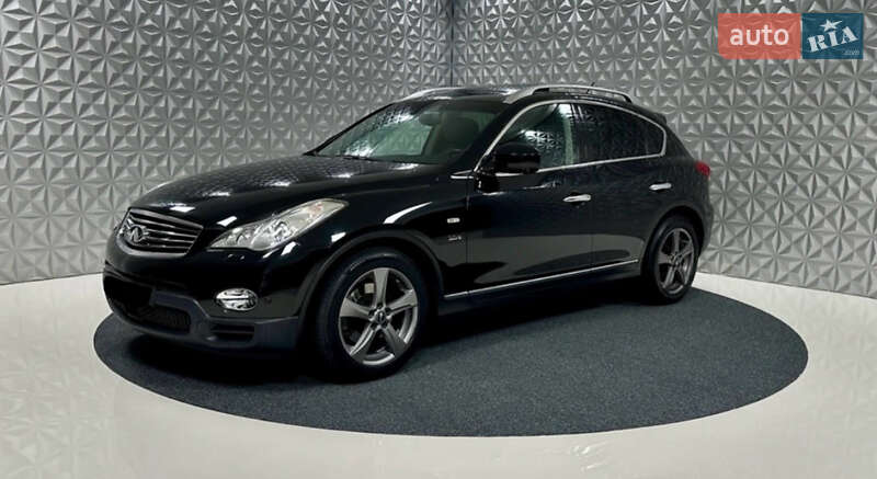 Внедорожник / Кроссовер Infiniti QX50 2016 в Киеве