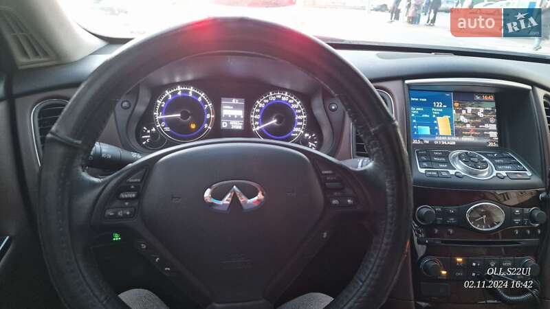 Внедорожник / Кроссовер Infiniti QX50 2017 в Виннице