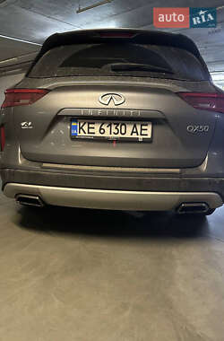 Внедорожник / Кроссовер Infiniti QX50 2018 в 
