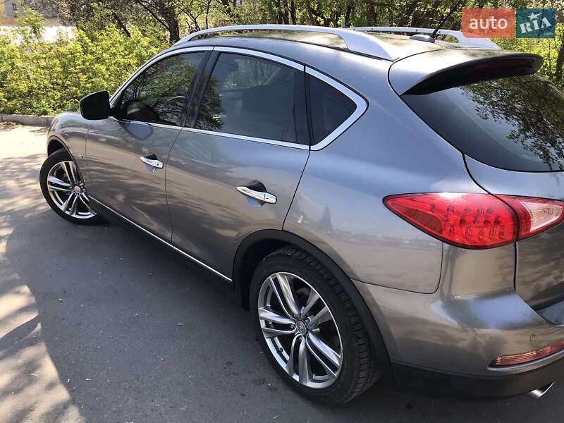 Позашляховик / Кросовер Infiniti QX50 2013 в Харкові