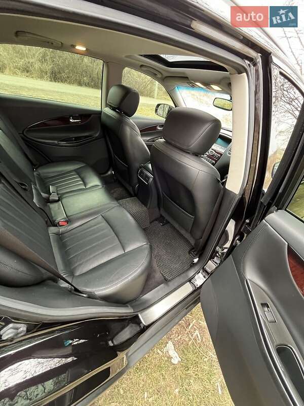 Внедорожник / Кроссовер Infiniti QX50 2017 в Полтаве фото 16 Внедорожник / Кроссовер Infiniti QX50 2017 в Полтаве