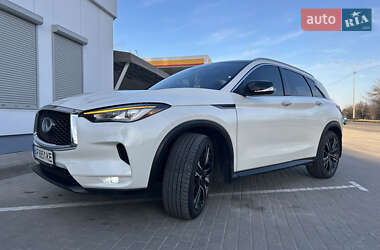 Позашляховик / Кросовер Infiniti QX50 2021 в 