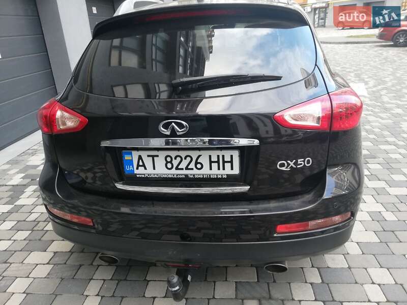 Внедорожник / Кроссовер Infiniti QX50 2015 в Ивано-Франковске