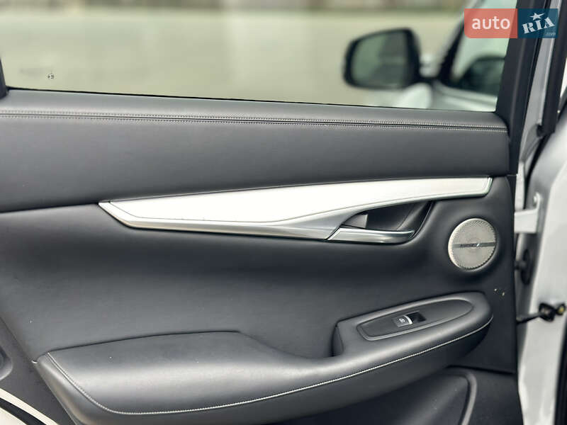 Внедорожник / Кроссовер Infiniti QX50 2018 в Одессе