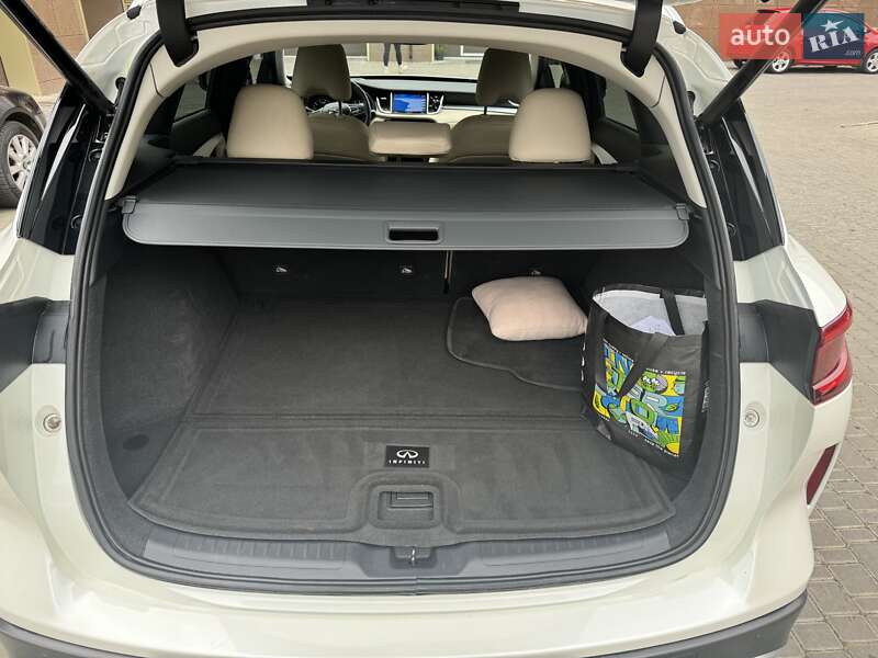 Внедорожник / Кроссовер Infiniti QX50 2018 в Одессе фото 9 Внедорожник / Кроссовер Infiniti QX50 2018 в Одессе