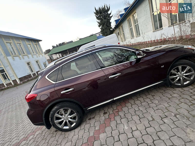 Внедорожник / Кроссовер Infiniti QX50 2017 в Тернополе