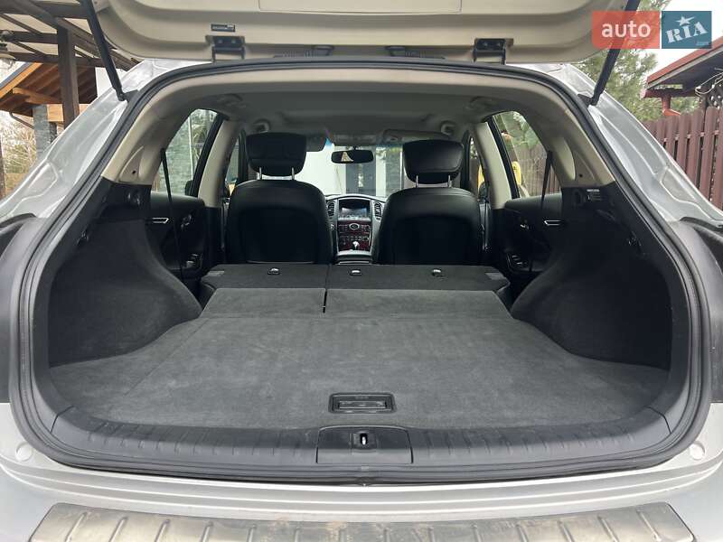 Внедорожник / Кроссовер Infiniti QX50 2017 в Киеве