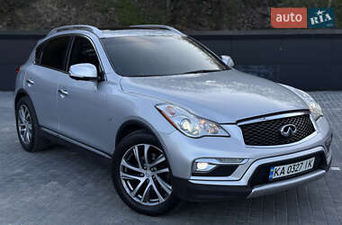 Внедорожник / Кроссовер Infiniti QX50 2017 в 