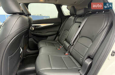 Внедорожник / Кроссовер Infiniti QX50 2018 в 