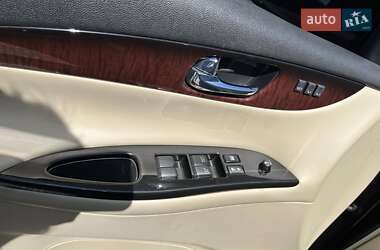 Внедорожник / Кроссовер Infiniti QX50 2017 в 