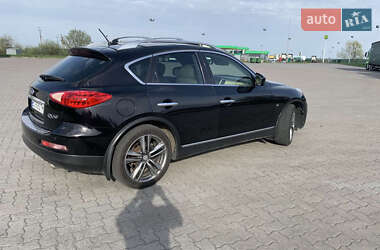 Внедорожник / Кроссовер Infiniti QX50 2014 в 