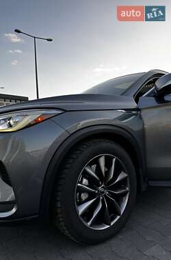 Внедорожник / Кроссовер Infiniti QX50 2018 в 