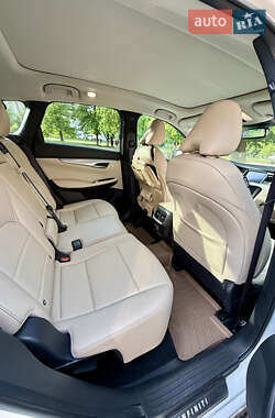 Внедорожник / Кроссовер Infiniti QX50 2020 в 