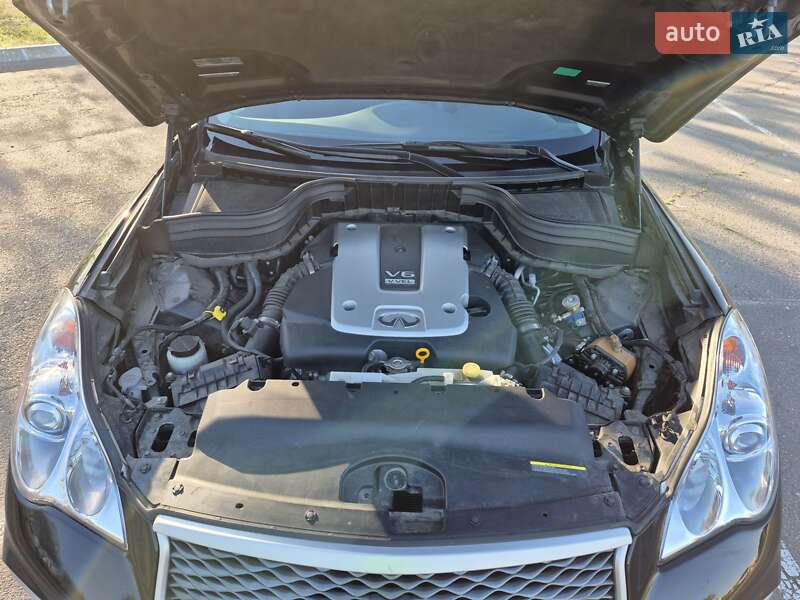 Позашляховик / Кросовер Infiniti QX50 2017 в Миколаєві