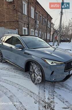 Позашляховик / Кросовер Infiniti QX50 2022 в 