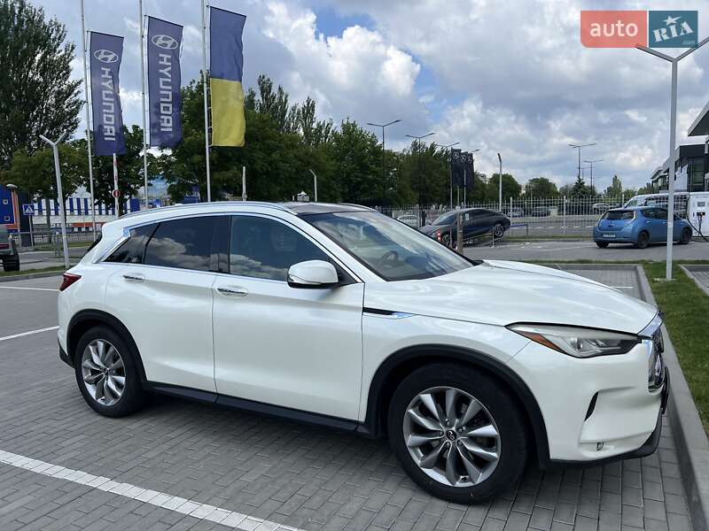 Внедорожник / Кроссовер Infiniti QX50 2019 в 
