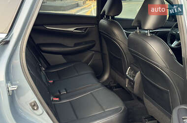 Внедорожник / Кроссовер Infiniti QX50 2022 в 