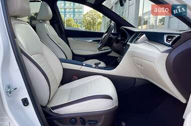Внедорожник / Кроссовер Infiniti QX50 2021 в 