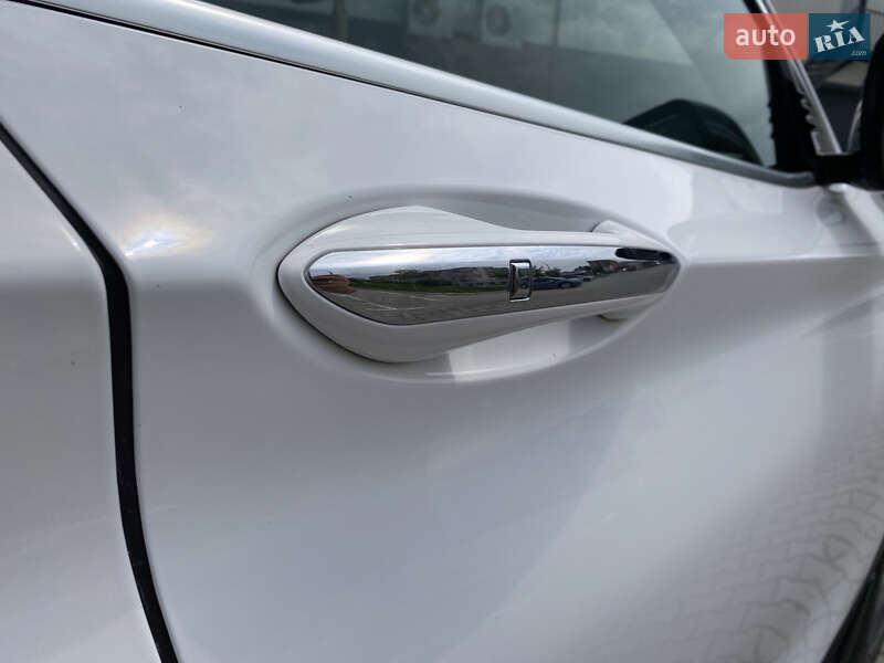 Внедорожник / Кроссовер Infiniti QX50 2019 в Хмельницком