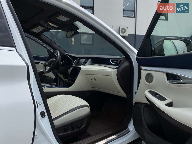 Внедорожник / Кроссовер Infiniti QX50 2019 в Хмельницком