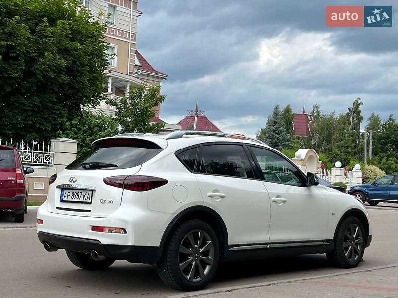 Позашляховик / Кросовер Infiniti QX50 2016 в Києві