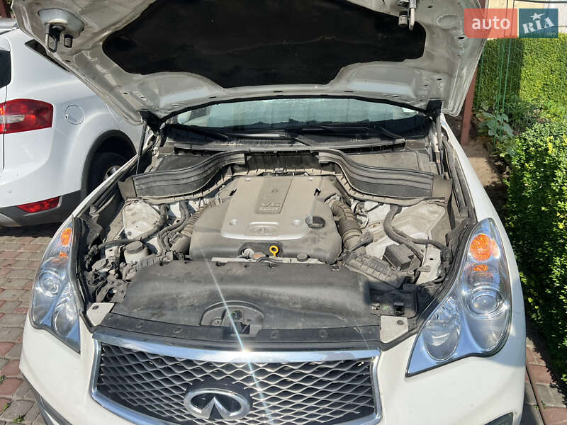 Внедорожник / Кроссовер Infiniti QX50 2017 в Киеве