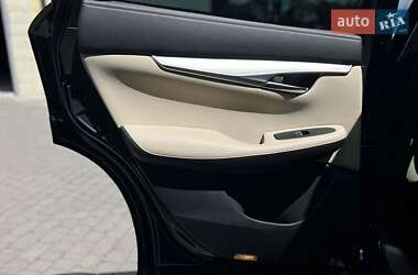 Позашляховик / Кросовер Infiniti QX50 2020 в 