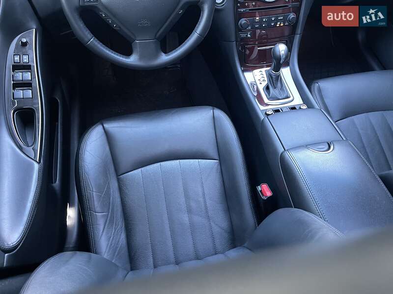 Позашляховик / Кросовер Infiniti QX50 2016 в Харкові