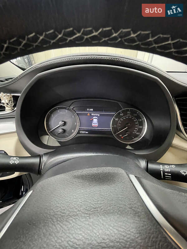 Внедорожник / Кроссовер Infiniti QX50 2019 в Коростене