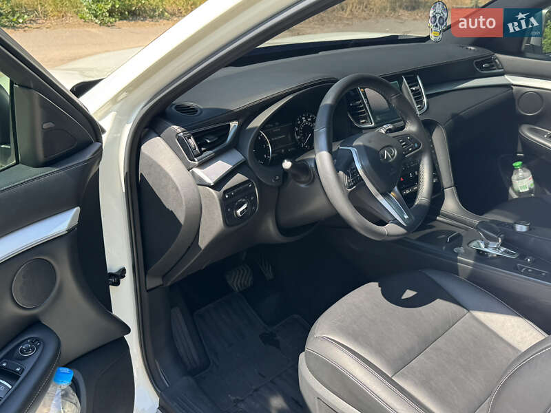 Внедорожник / Кроссовер Infiniti QX50 2021 в Киеве