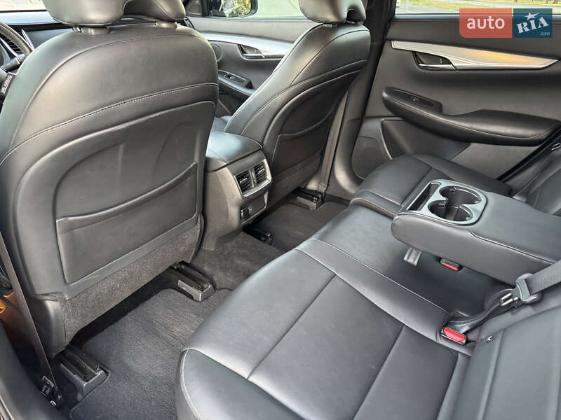 Внедорожник / Кроссовер Infiniti QX50 2019 в Запорожье