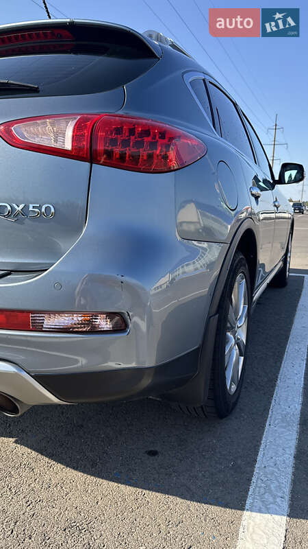 Внедорожник / Кроссовер Infiniti QX50 2017 в Луцке