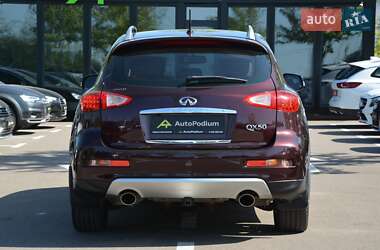 Внедорожник / Кроссовер Infiniti QX50 2016 в 