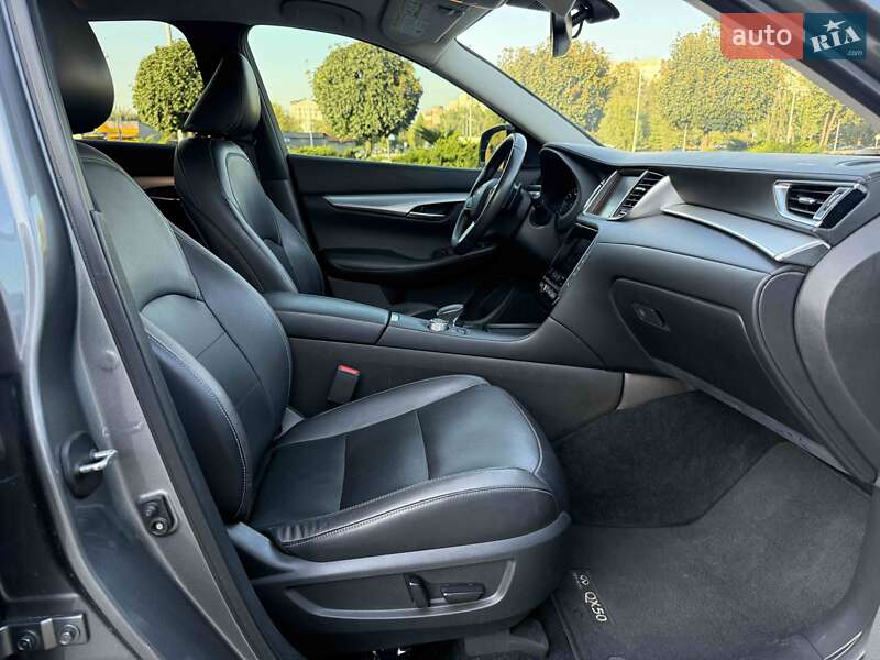 Внедорожник / Кроссовер Infiniti QX50 2019 в Киеве