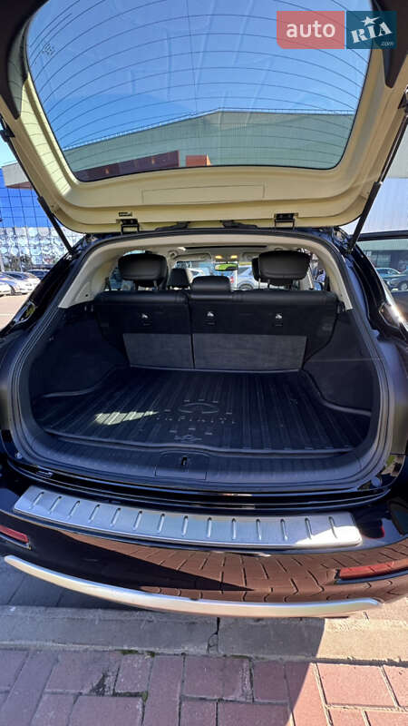 Внедорожник / Кроссовер Infiniti QX50 2017 в Маневичах