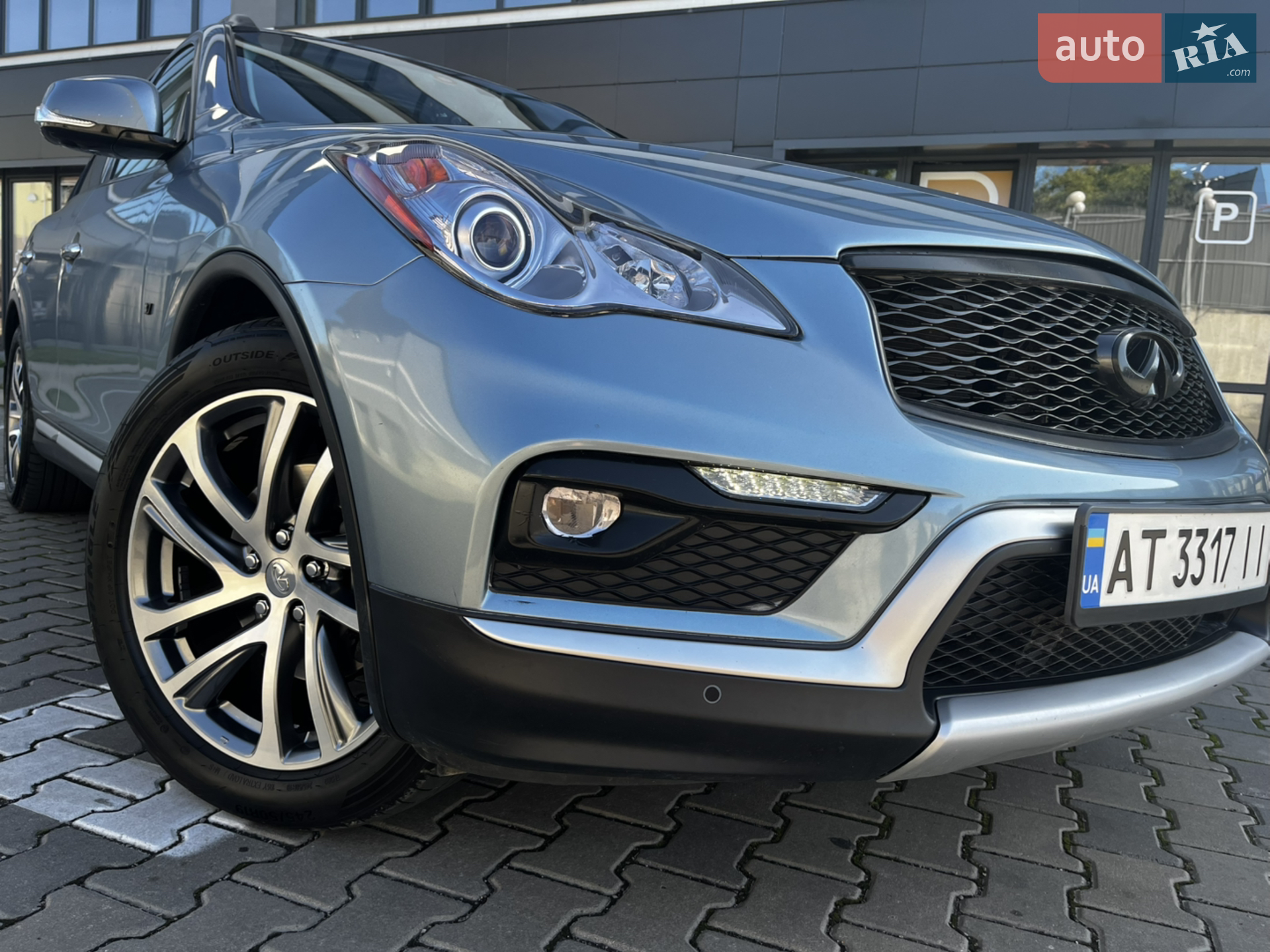 2017 Infiniti QX50 - мініатюра 2