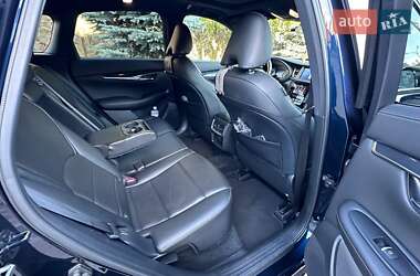 Внедорожник / Кроссовер Infiniti QX50 2024 в 