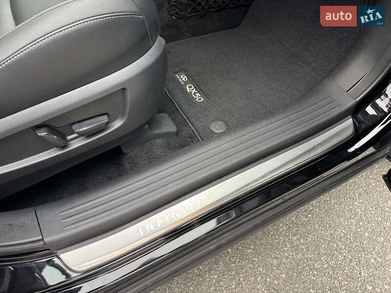 Внедорожник / Кроссовер Infiniti QX50 2019 в Киеве